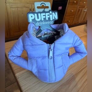 Puffin Drinkwear Purple The Puffy Coat Can Cozie NWT